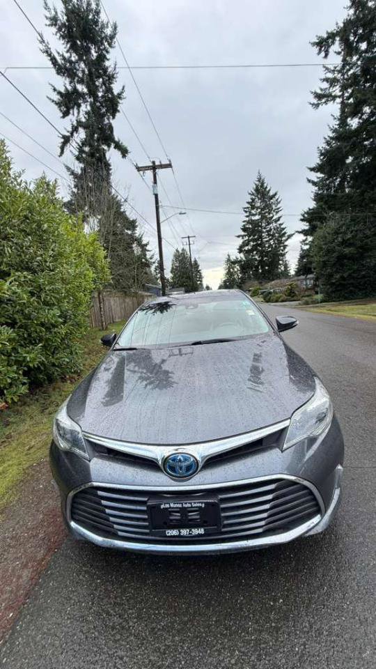 Used 2017 Toyota Avalon Limited w/ Carpet Mat Package FWD image 9