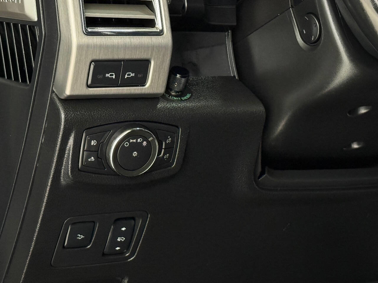 Used 2017 Ford F250 Platinum w/ FX4 Off-Road Package image 58