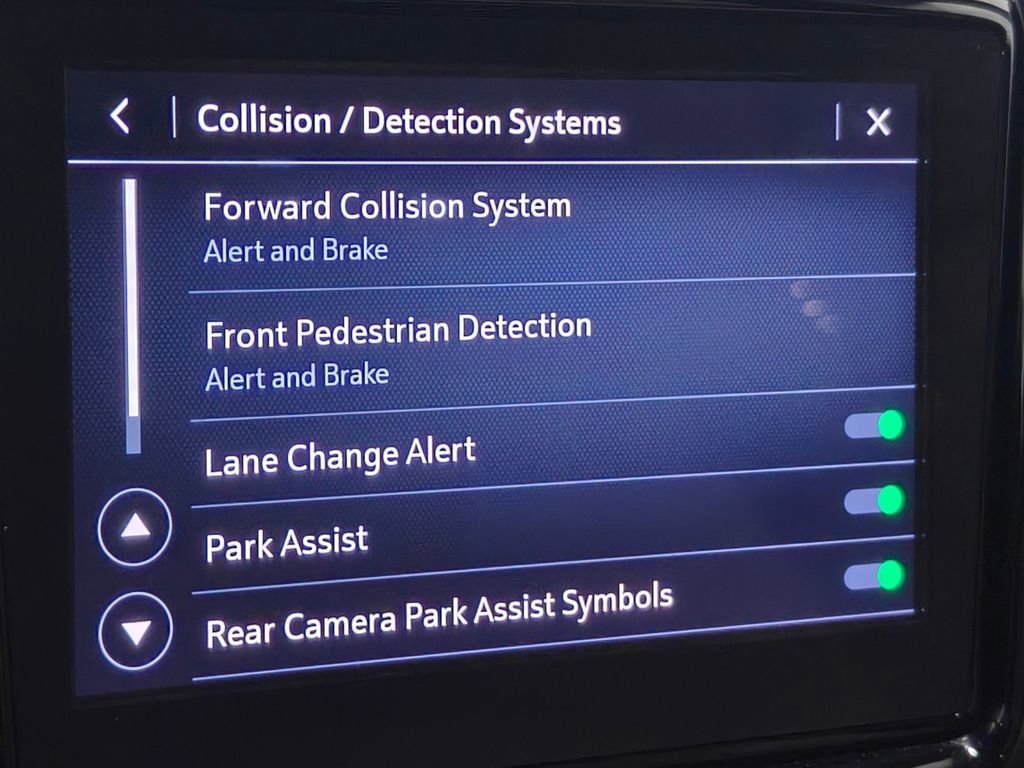 Used 2022 Chevrolet Traverse LT image 46