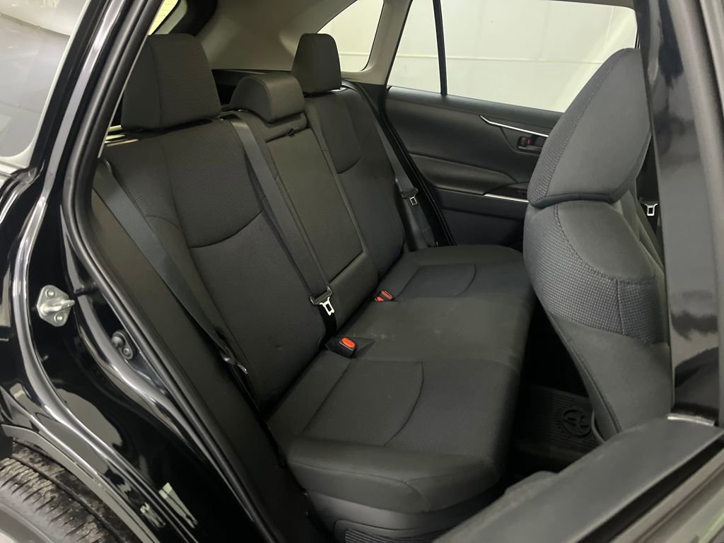 Used 2025 Toyota RAV4 LE image 21