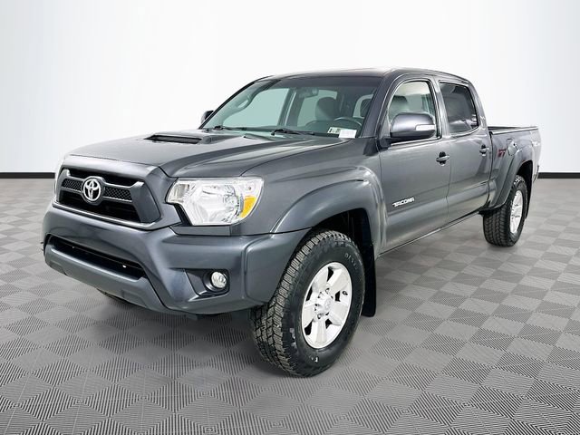 Used 2015 Toyota Tacoma 4x4 Double Cab w/ TRD Sport Package image 3