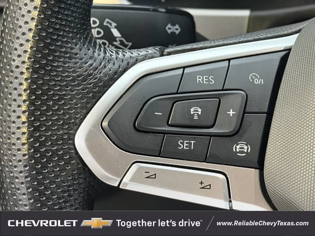 Used 2020 Volkswagen Atlas Cross Sport SEL R-Line AWD/4WD image 14