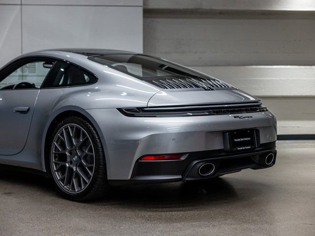 Certified 2025 Porsche 911 Carrera image 23