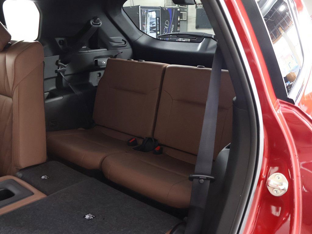 New 2025 Mitsubishi Outlander SEL image 37