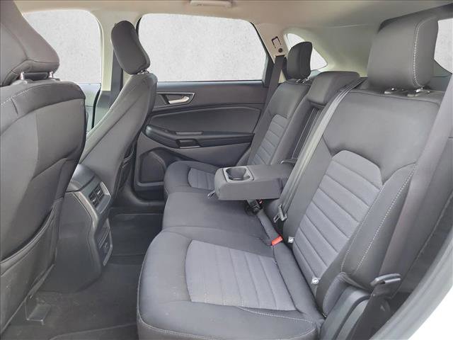 Used 2020 Ford Edge SE FWD image 14