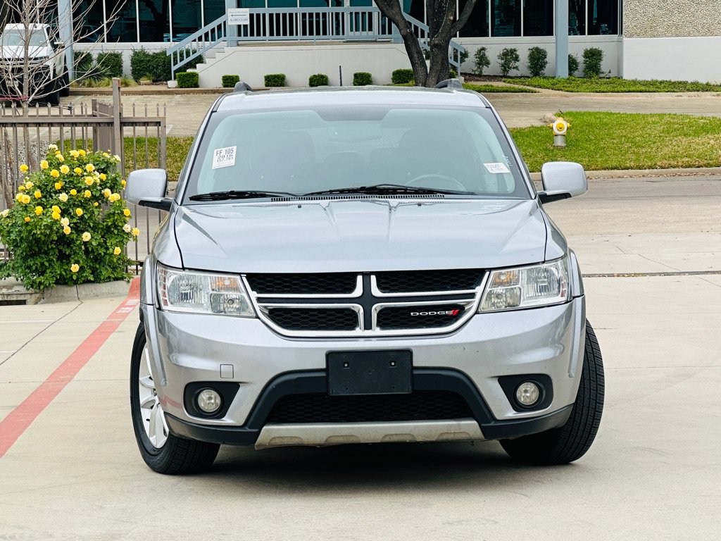 Used 2016 Dodge Journey SXT FWD image 2