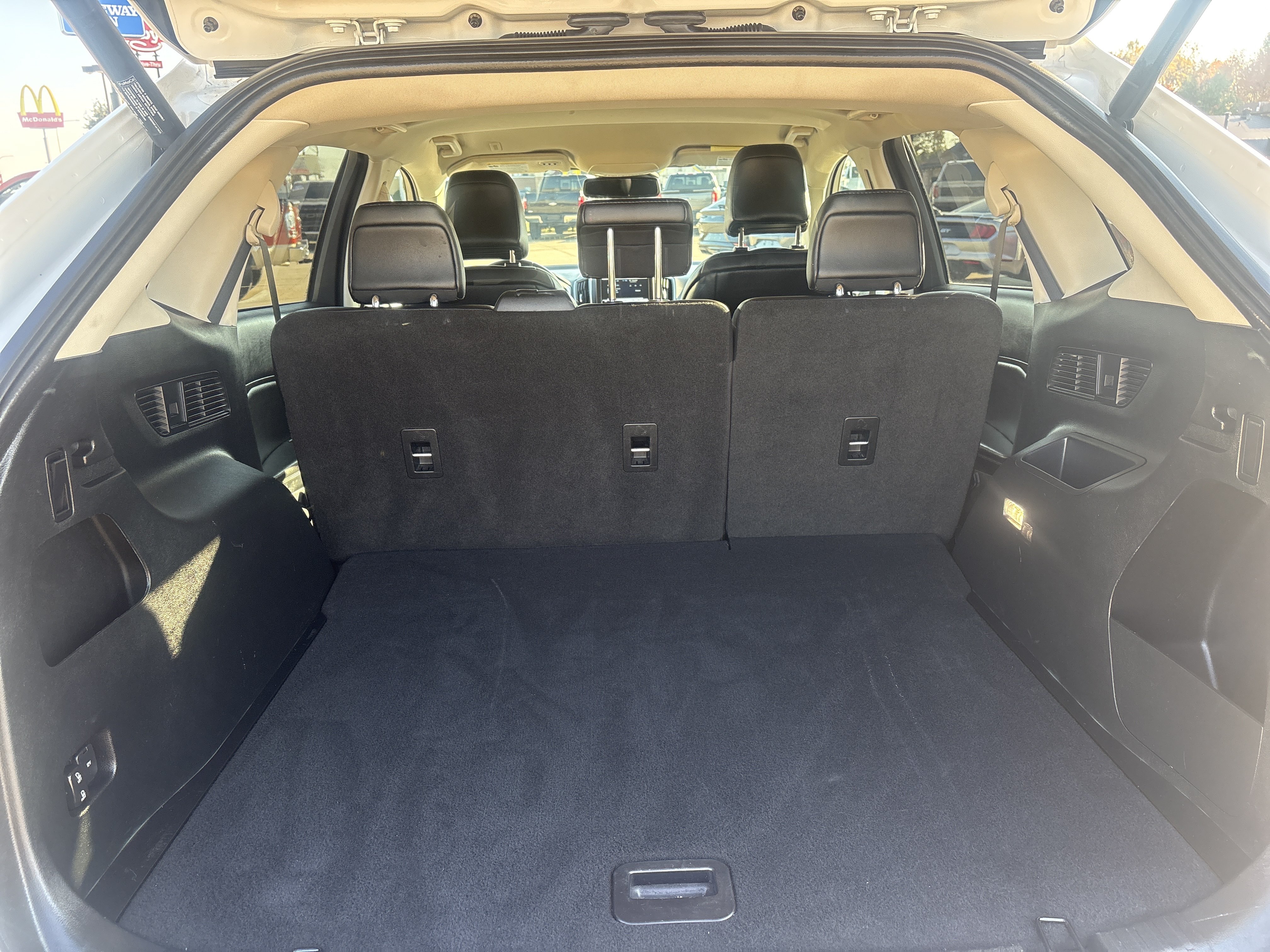 Used 2021 Ford Edge SEL w/ Convenience Package FWD image 6