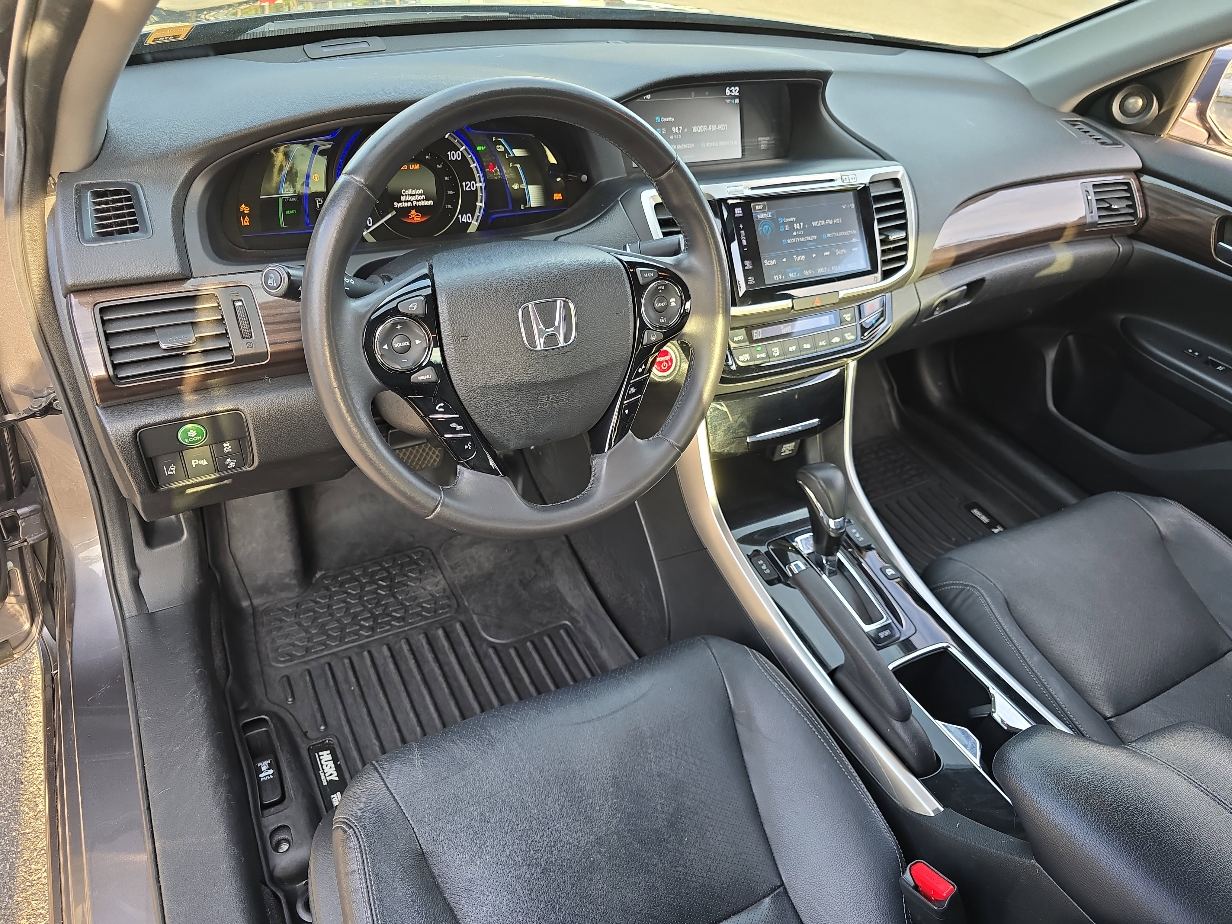 Used 2017 Honda Accord Touring image 15