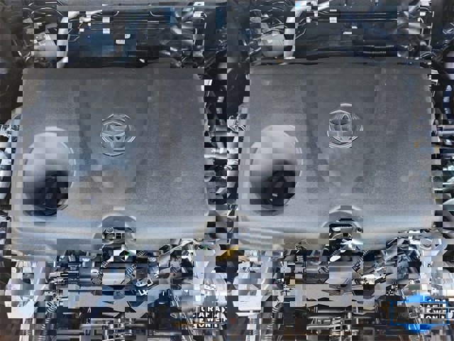 Used 2024 Toyota RAV4 LE image 29