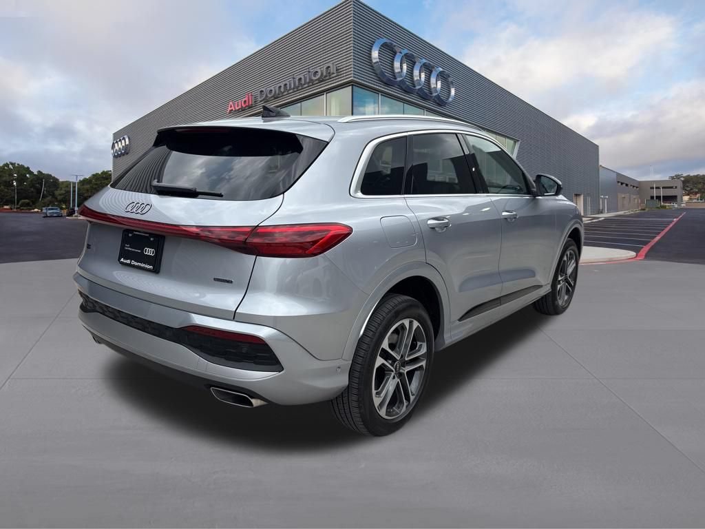 Certified 2025 Audi Q5 Premium Plus w/ Premium Plus AWD/4WD image 5