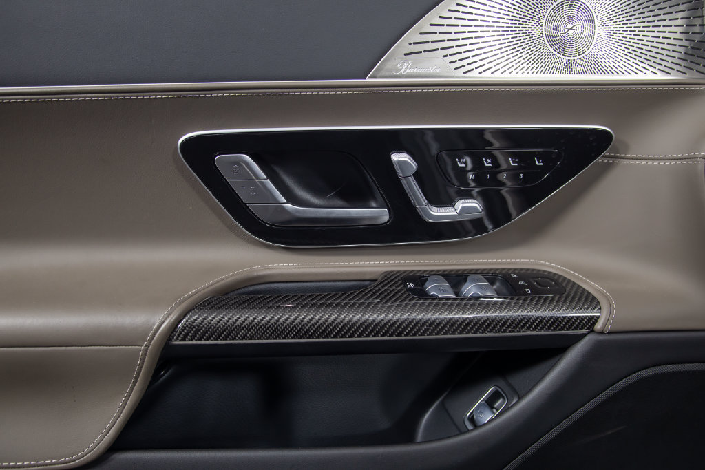 Used 2022 Mercedes-Benz SL 63 AMG 4MATIC image 32