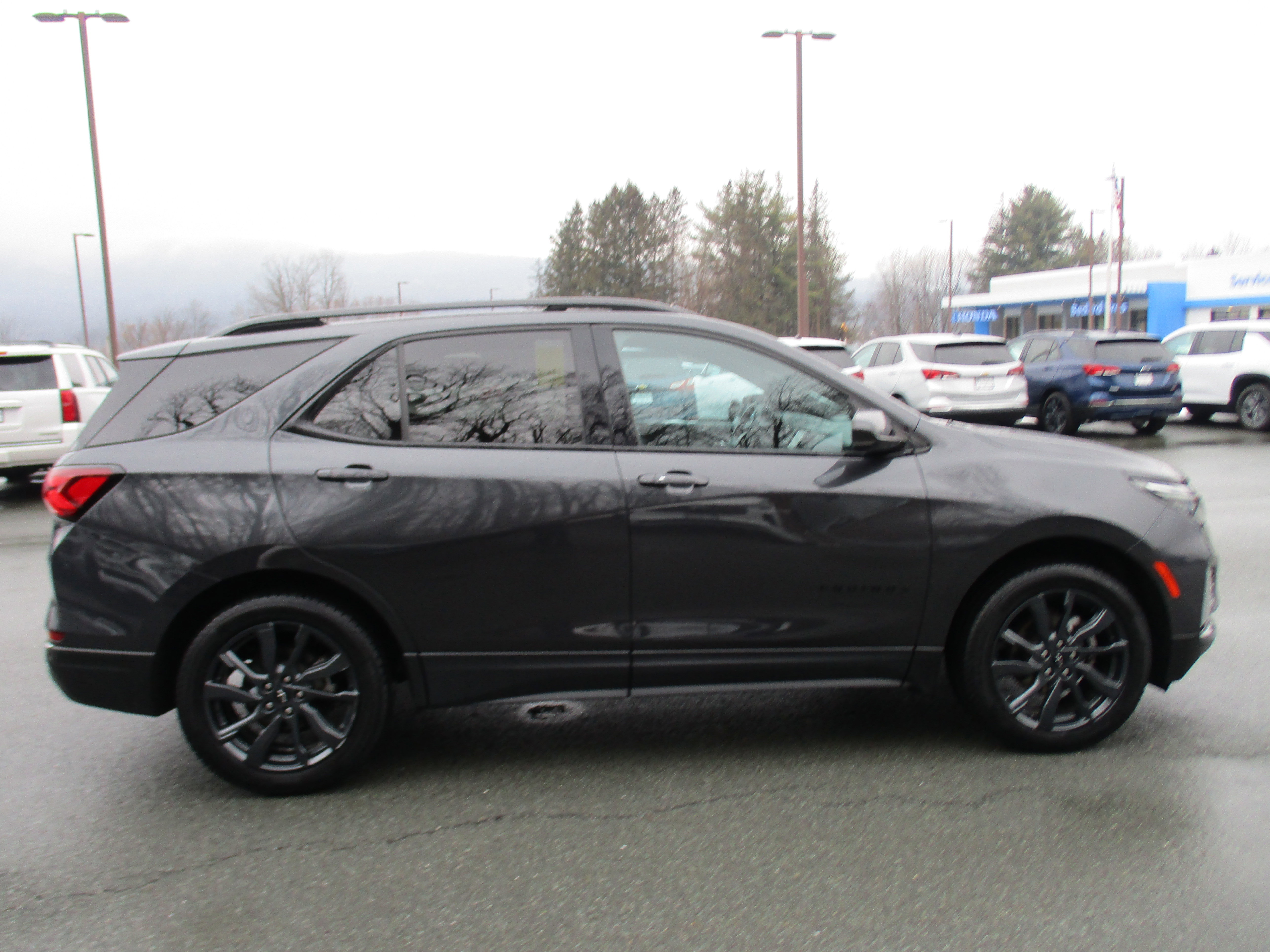 Certified 2022 Chevrolet Equinox RS image 4