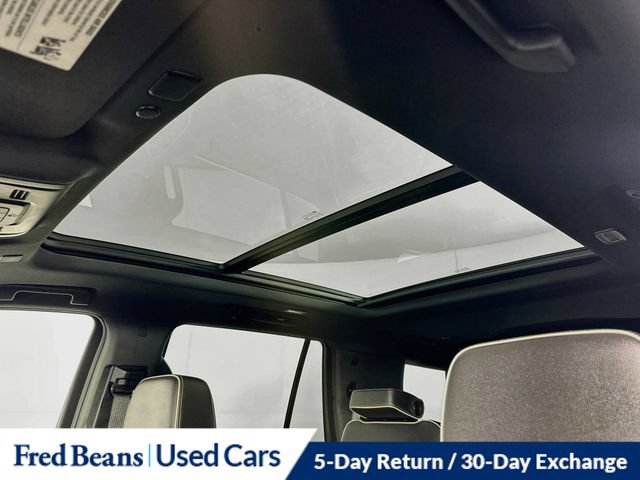 Used 2021 Chevrolet Tahoe Premier w/ Premium Package AWD/4WD image 30