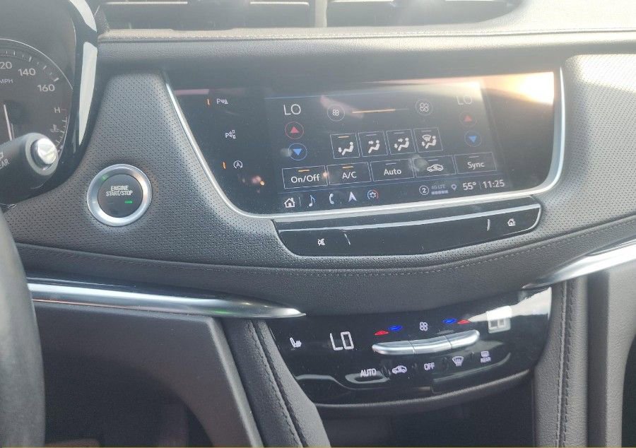 Used 2024 Cadillac XT5 Premium Luxury w/ Technology Package FWD image 9