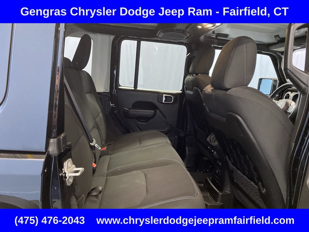 Used 2022 Jeep Wrangler Unlimited Rubicon 4xe w/ Cold Weather Group AWD/4WD image 36