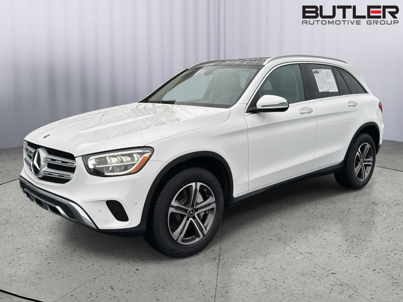 Used 2021 Mercedes-Benz GLC 300 image 2