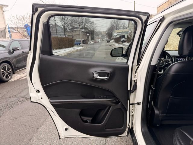 Used 2018 Jeep Compass Latitude w/ Popular Equipment Group image 23