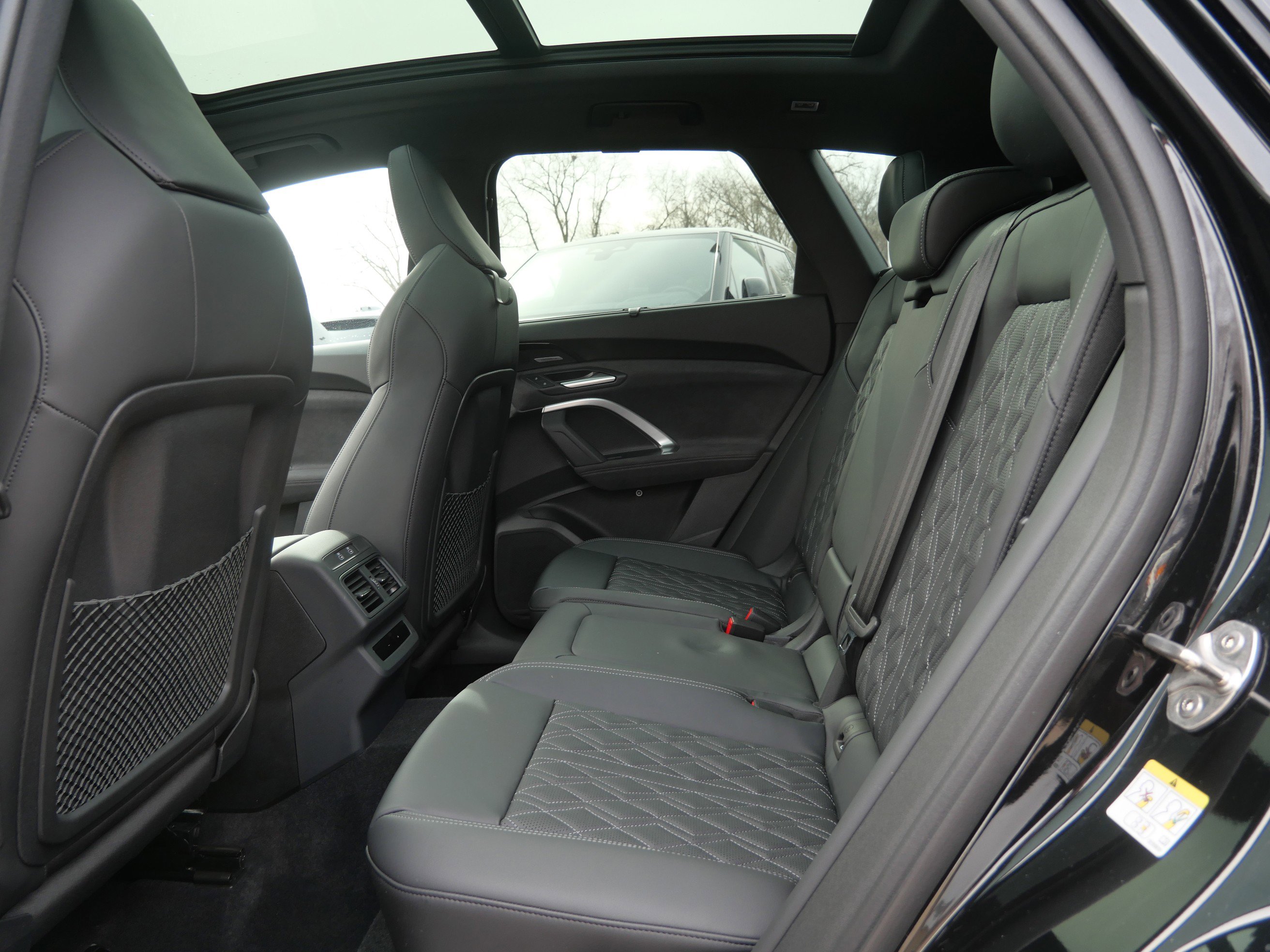 Used 2025 Audi SQ5 Premium Plus image 16