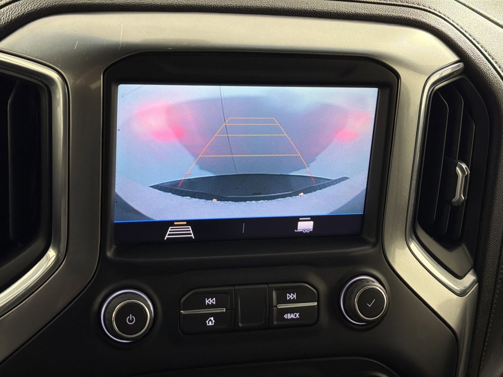 Used 2021 Chevrolet Silverado 2500 LT w/ Z71 Off-Road Package image 19