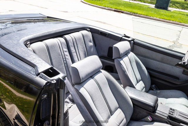 Used 1989 Chevrolet Camaro LT RWD image 40