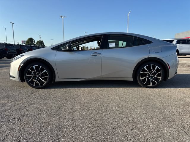 New 2027 Toyota Prius Plug-In Hybrid w/ Limited Premium Package FWD image 3