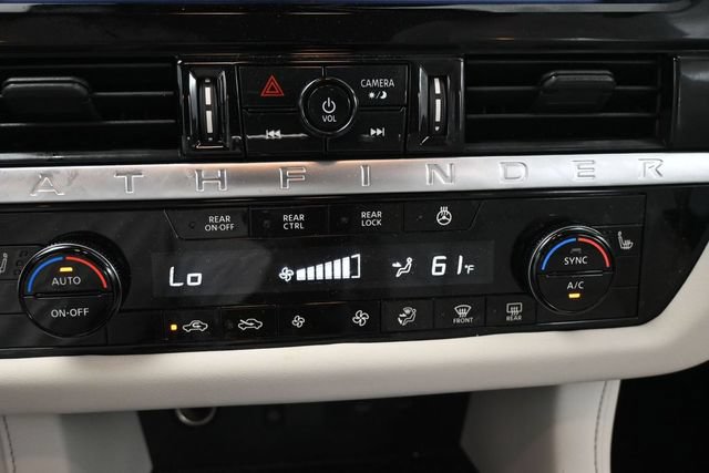 Used 2026 Nissan Pathfinder SL FWD image 34
