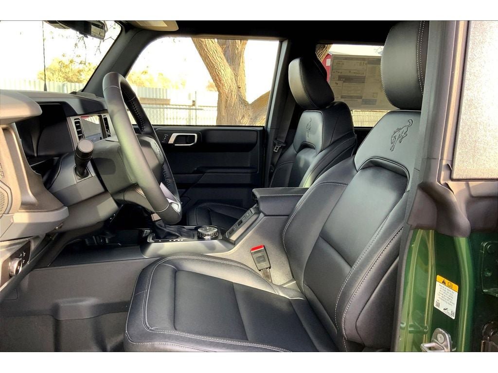 New 2025 Ford Bronco Badlands w/ Sasquatch Package AWD/4WD image 10