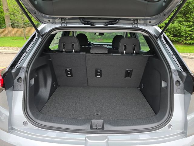 New 2027 Chevrolet Bolt LT FWD image 15