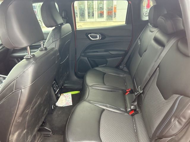 Used 2026 Jeep Compass Latitude AWD/4WD image 13