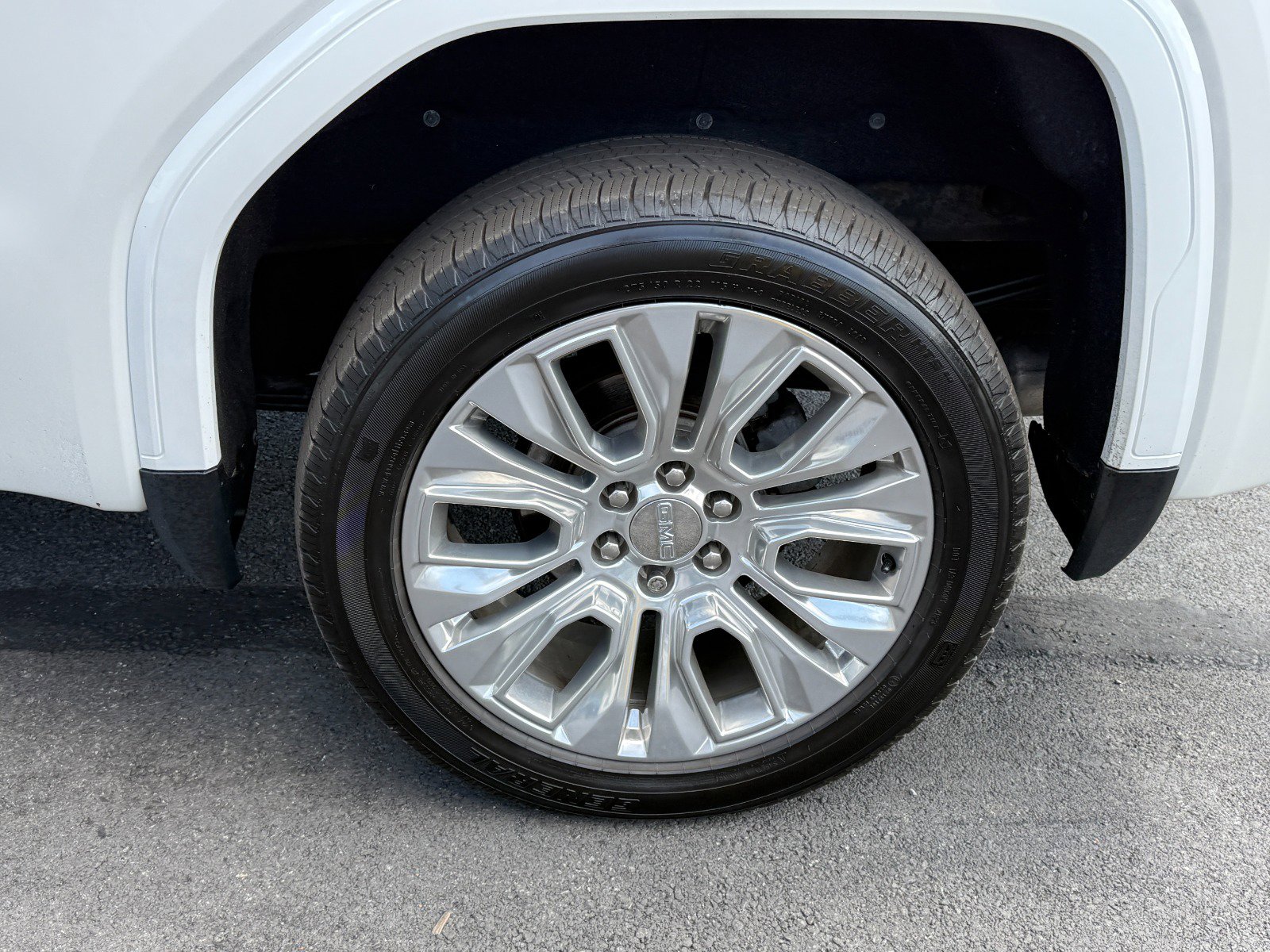 Certified 2020 GMC Sierra 1500 Denali w/ Denali Ultimate Package image 10