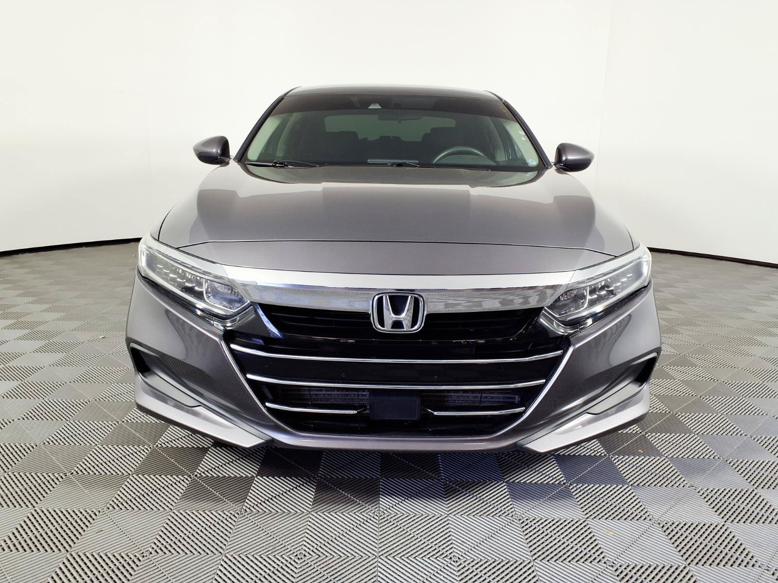 Used 2021 Honda Accord LX image 2