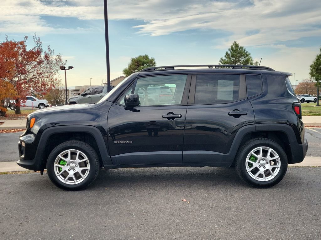 Used 2020 Jeep Renegade Latitude w/ Cold Weather Group image 8