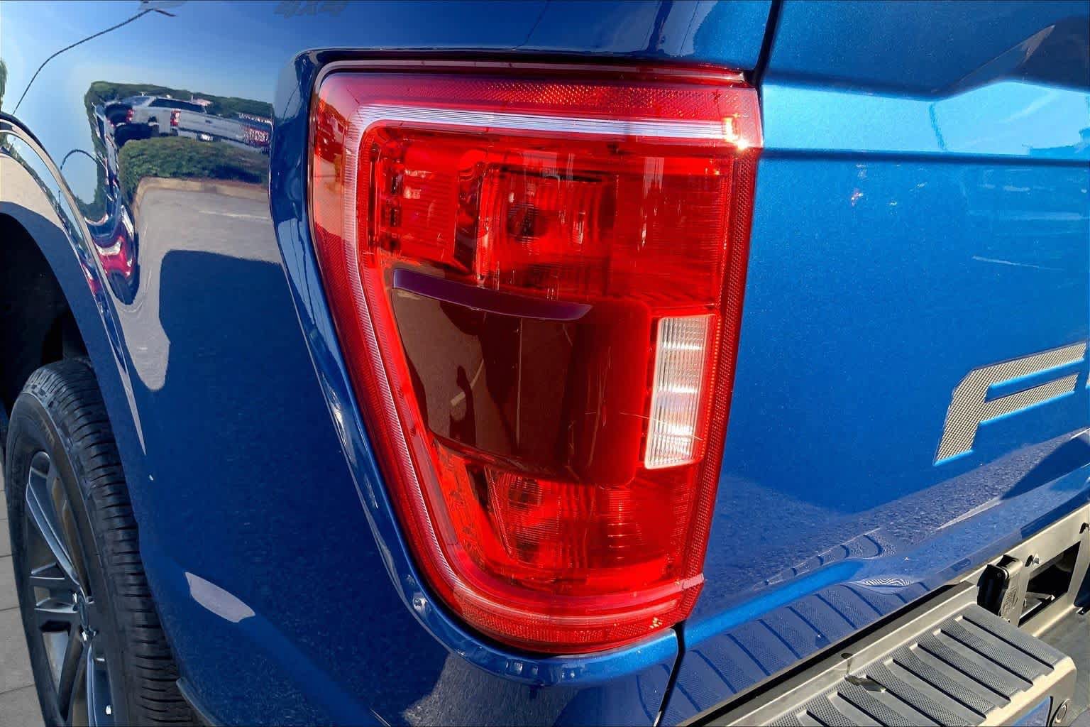 Used 2022 Ford F150 XLT w/ Equipment Group 302A High AWD/4WD image 26