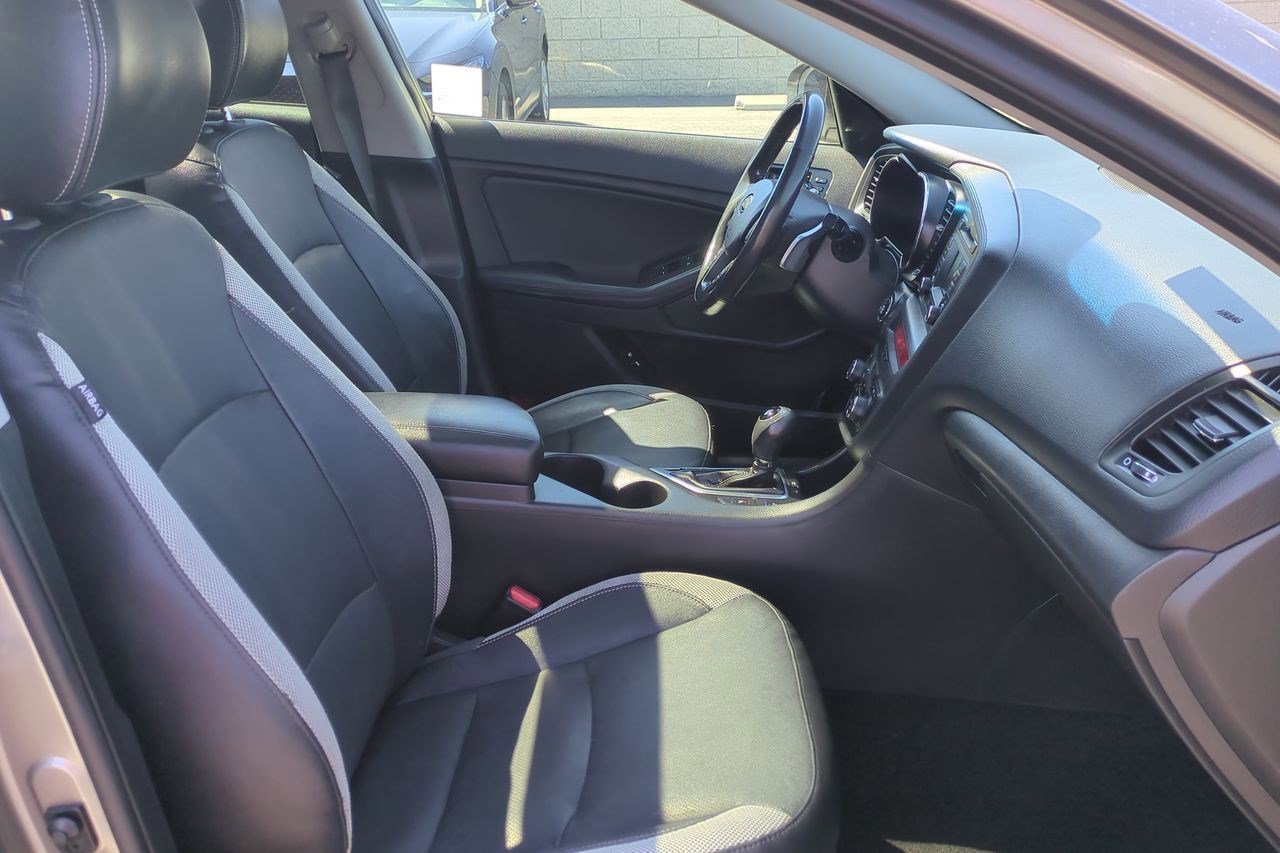 Used 2012 Kia Optima SX w/ Premium Pkg image 25