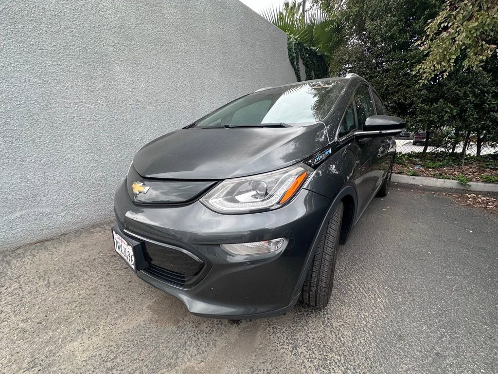 Used 2017 Chevrolet Bolt Premier w/ Driver Confidence II Package image 11