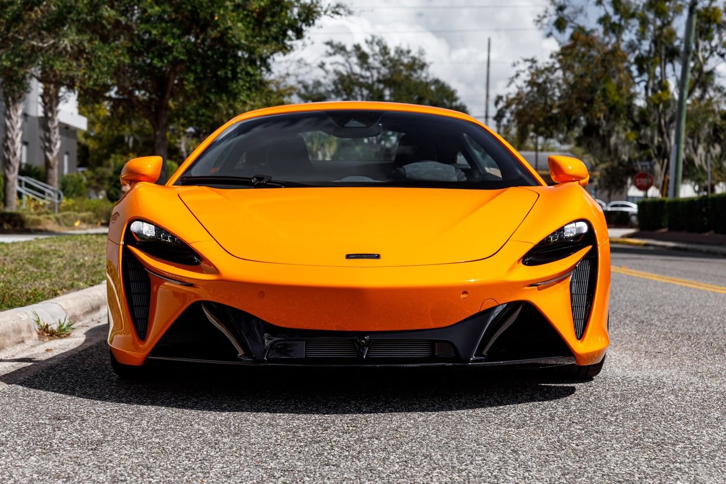 New 2026 McLaren Artura RWD image 18