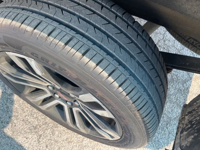 Used 2024 GMC Sierra 1500 Elevation w/ Preferred Package image 7