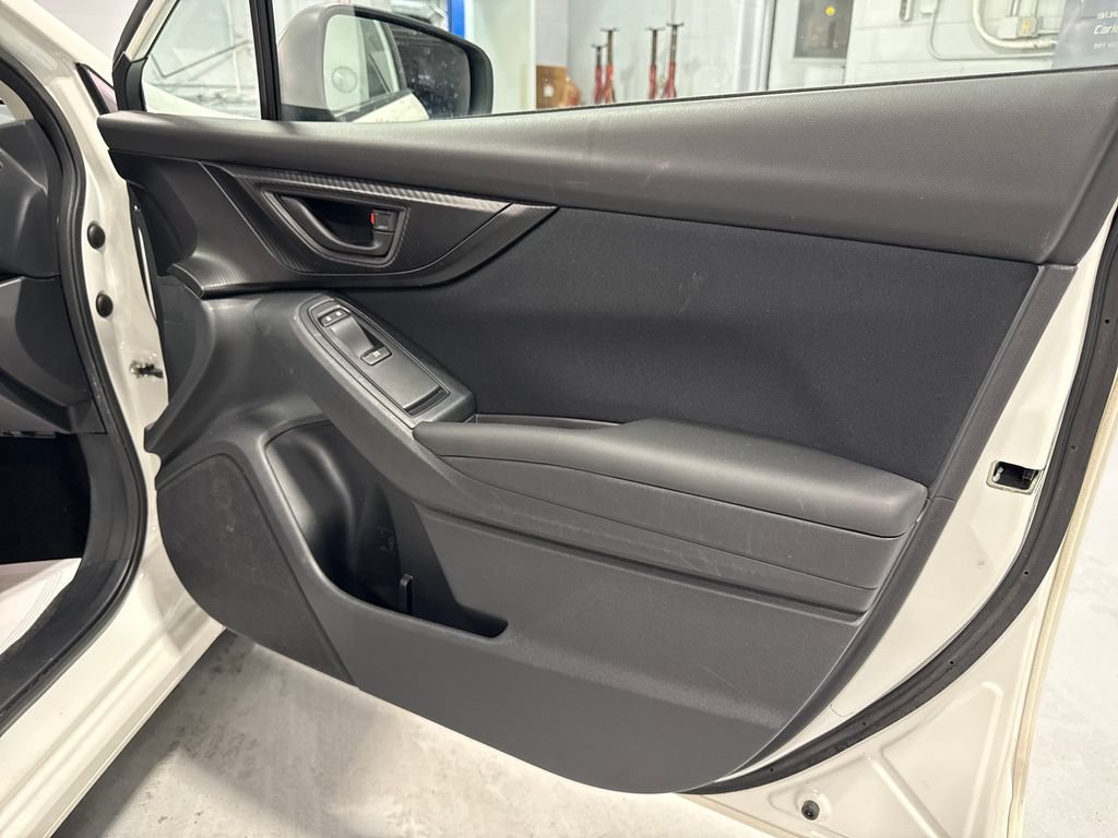 Used 2022 Subaru Impreza 2.0i AWD/4WD image 32