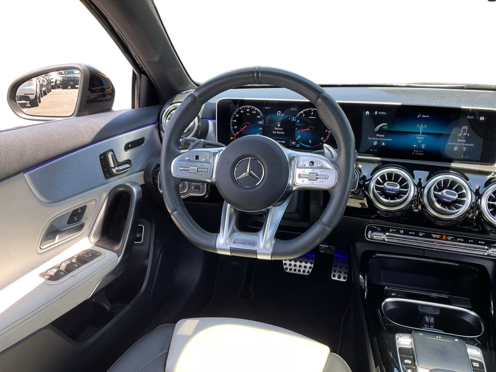 Used 2020 Mercedes-Benz A 35 AMG 4MATIC image 11