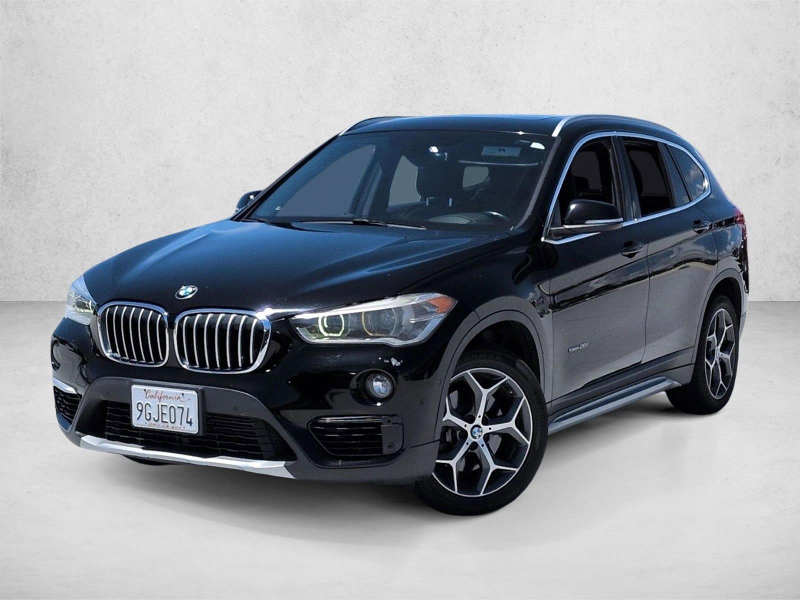 Used 2017 BMW X1 sDrive28i FWD image 1