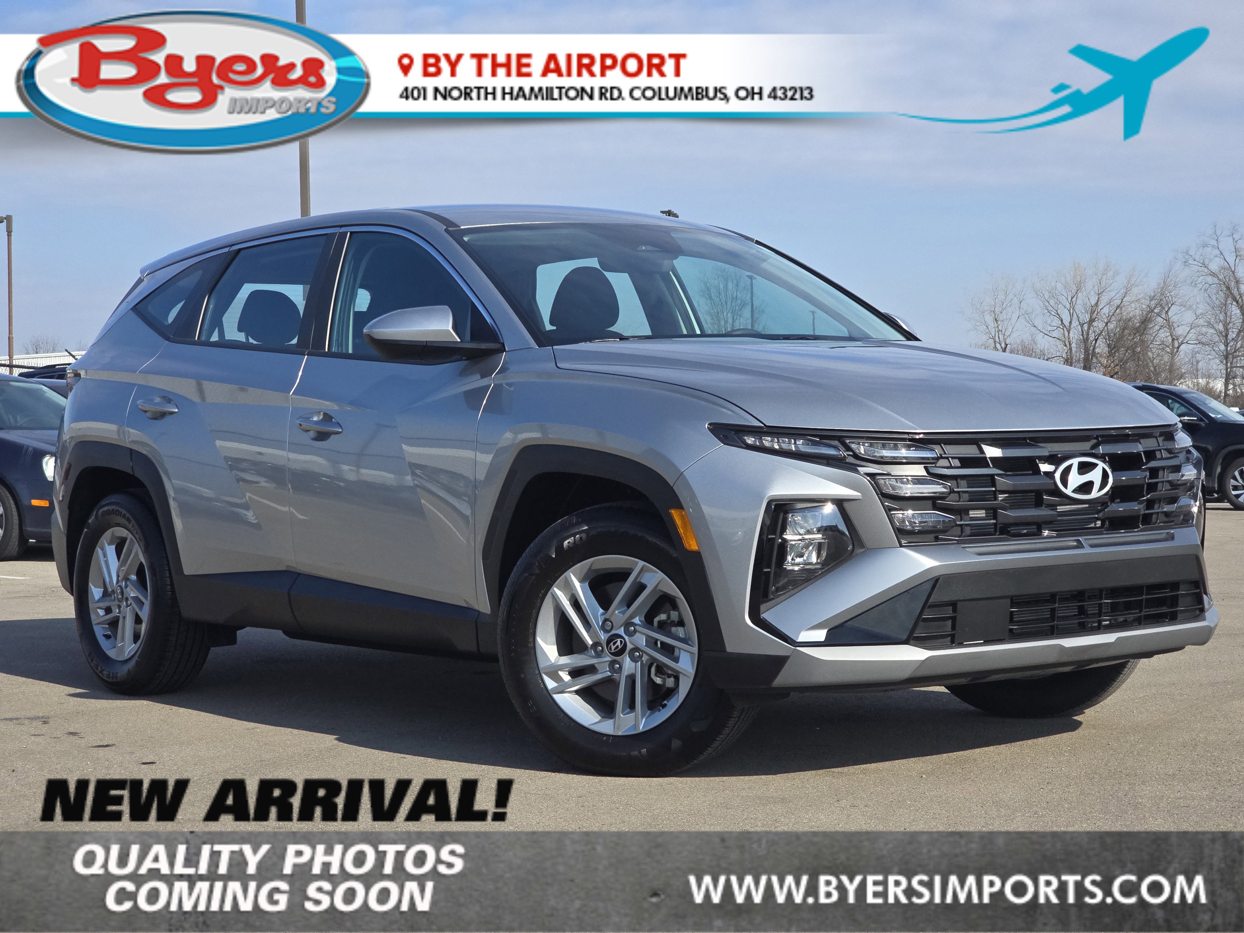 Used 2025 Hyundai Tucson SE image 1