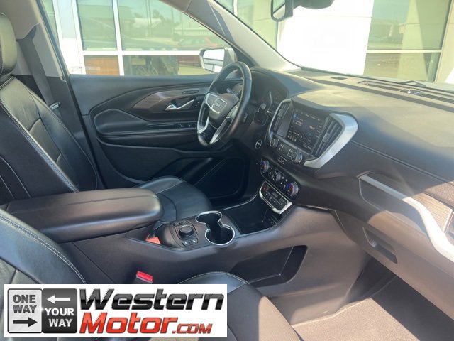 Used 2023 GMC Terrain SLT image 22