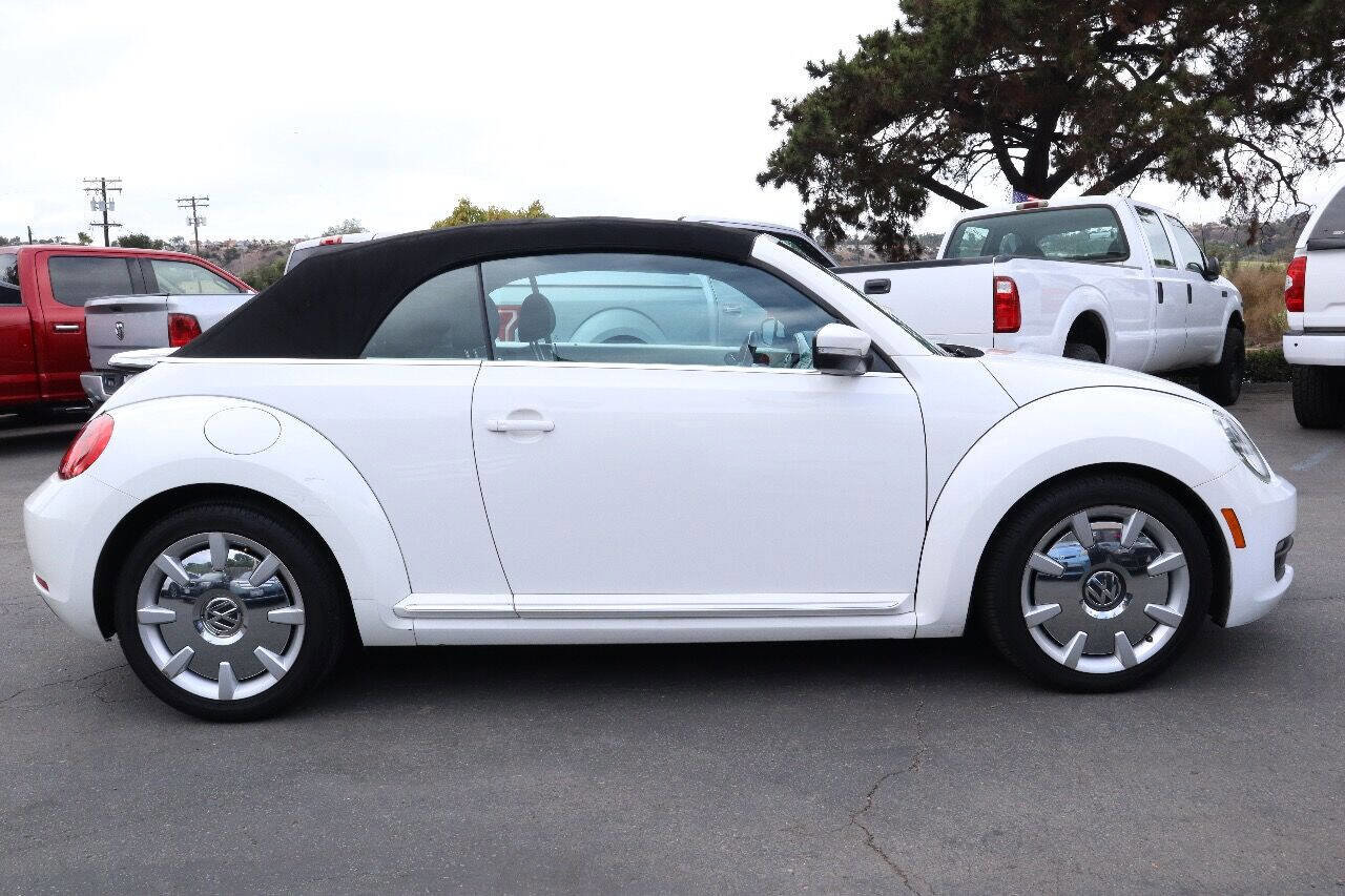 Used 2013 Volkswagen Beetle 2.5 image 22