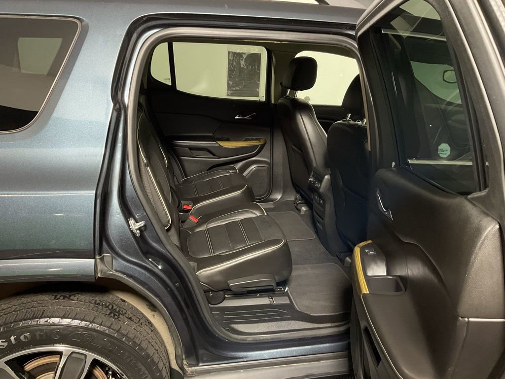 Used 2019 GMC Acadia Denali image 32
