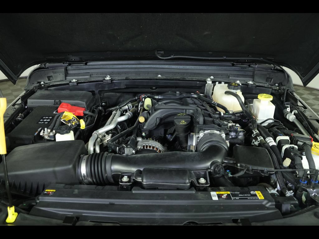 Used 2022 Jeep Gladiator Sport AWD/4WD image 16