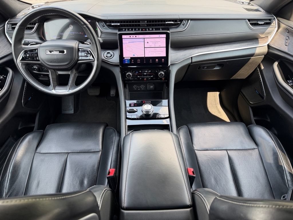 Used 2021 Jeep Grand Cherokee L Overland w/ Luxury Tech Group IV AWD/4WD image 21