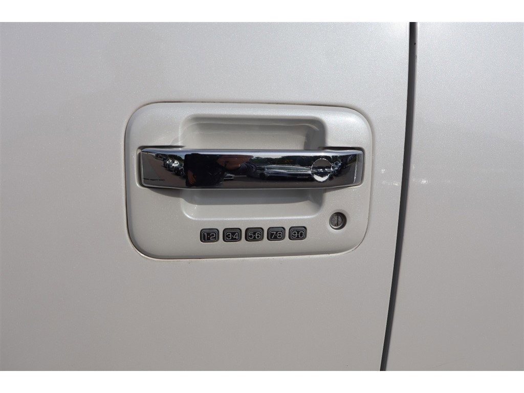Used 2013 Ford F150 Platinum image 50