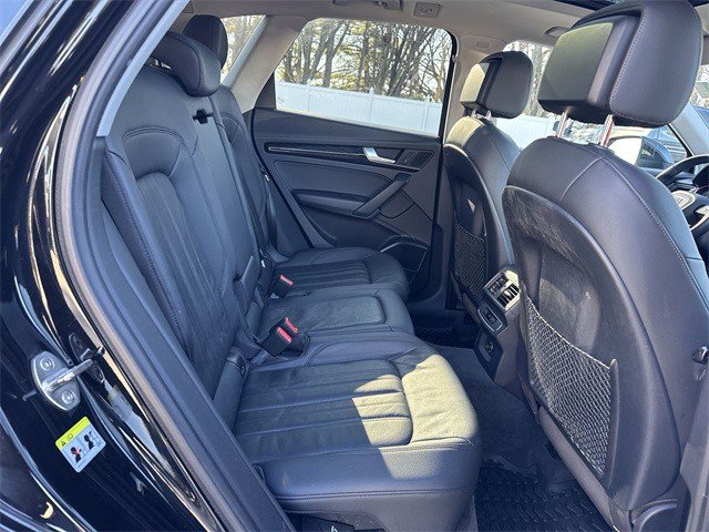 Used 2018 Audi Q5 2.0T Premium Plus w/ Premium Plus Package image 32