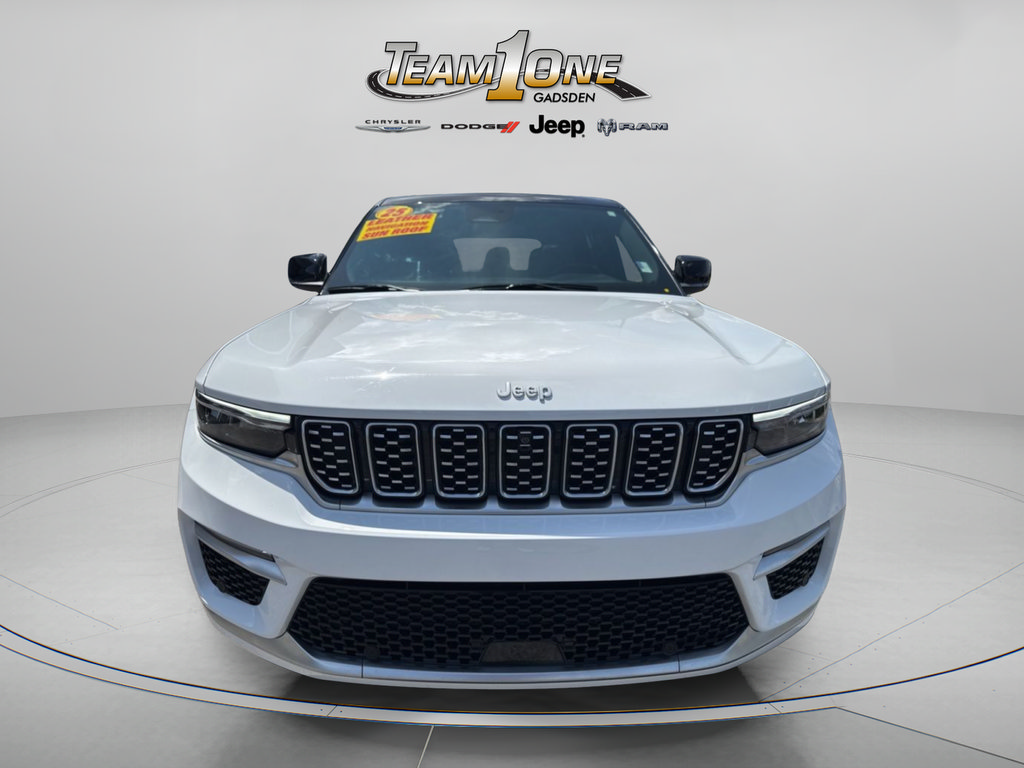 Used 2025 Jeep Grand Cherokee Summit AWD/4WD image 3