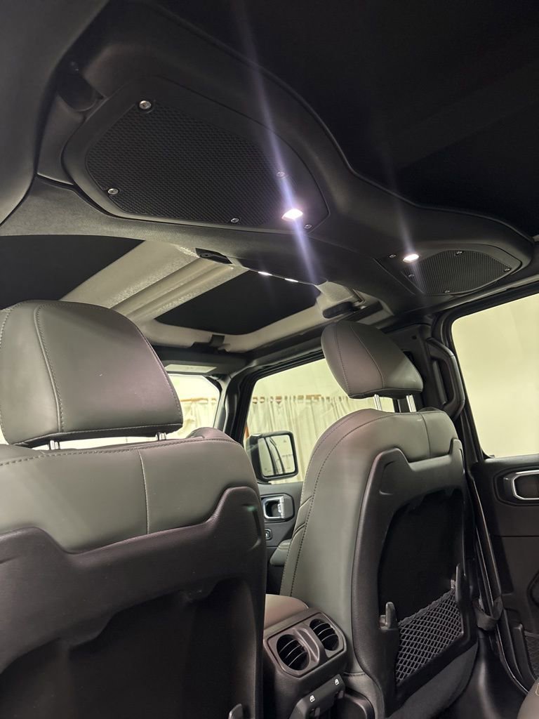 Used 2024 Jeep Gladiator Mojave image 21